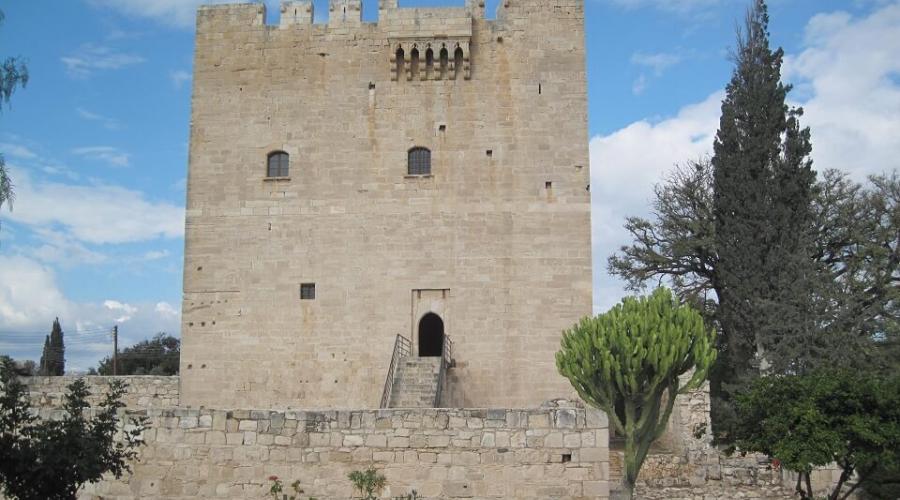 Lâu đài cổ Lâu đài Kolossi - Khu du lịch nổi tiếng tại nước Cyprus