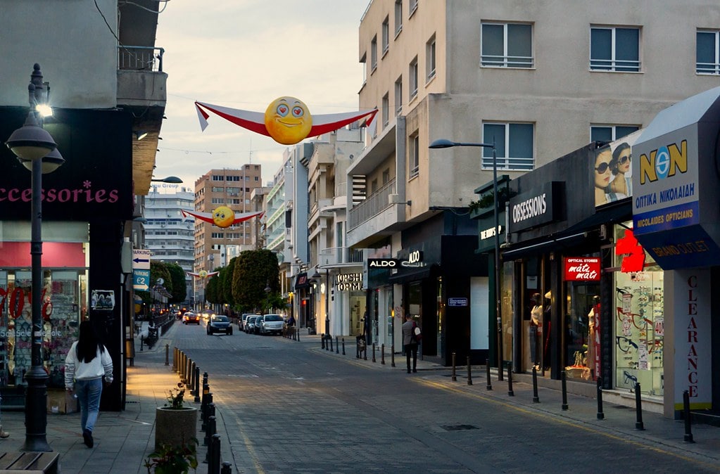 Anexartisias - con phố mua sắm sầm uất tại Síp