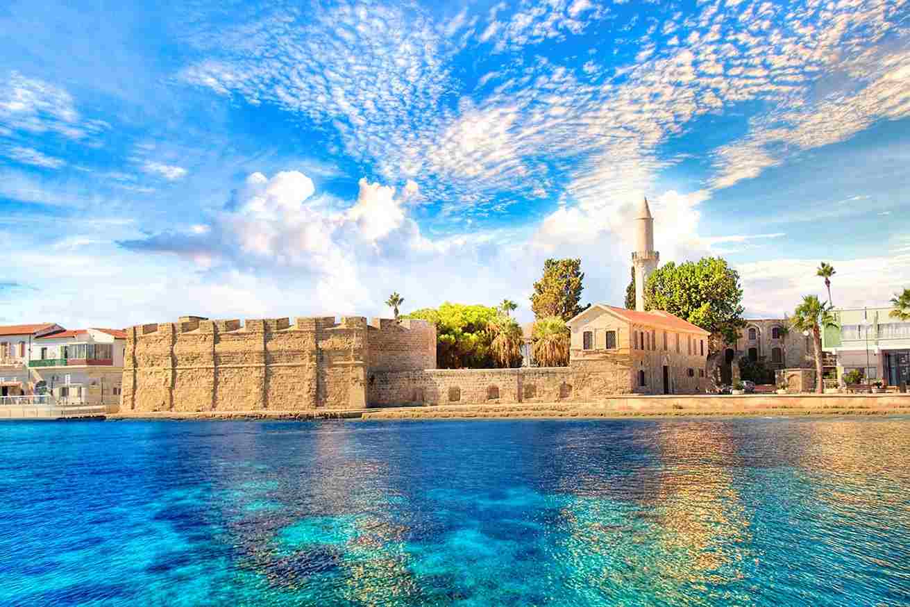 thành phố lâu đời Larnaca ở Síp